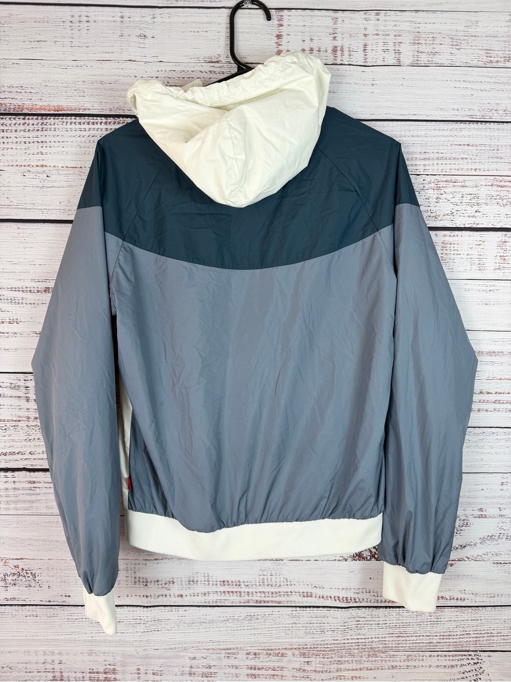 Nike Windrunner Jacket M Navy White Gray Chevron Hooded Windbreaker Unisex - Picture 2 of 8